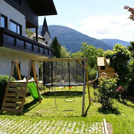 Apartment St. Peter Radenthein Bagian luar foto