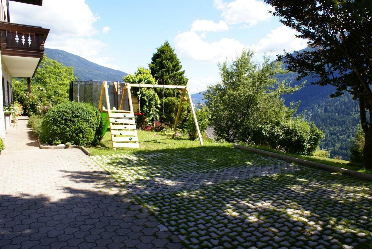 Apartment St. Peter Radenthein Bagian luar foto